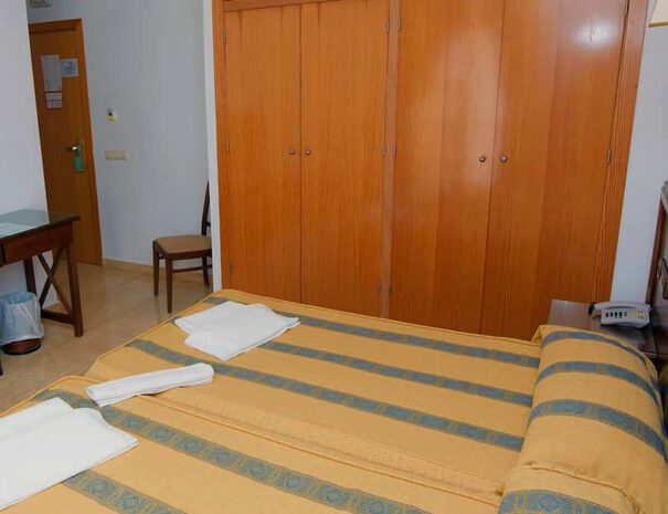 Hôtel Tio Felipe Lits